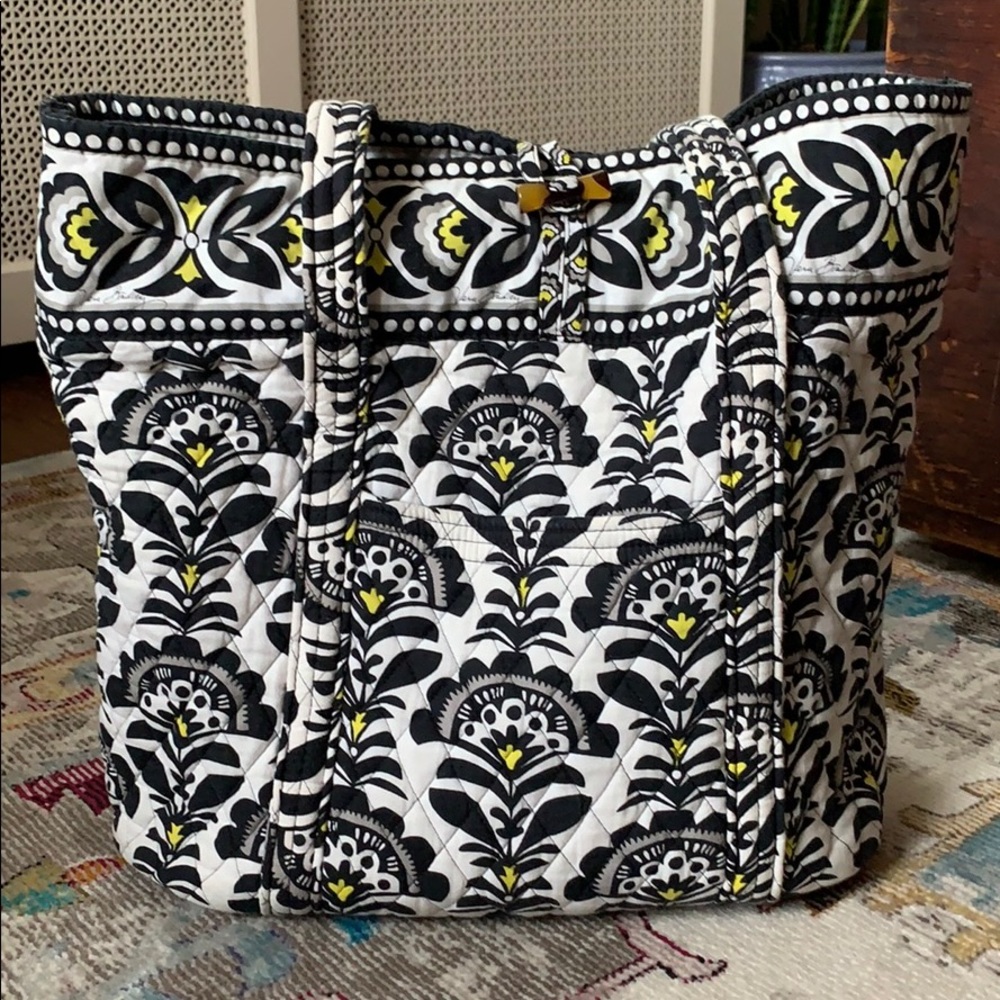 Large Vera Bradley bag 🏖black white and yellow